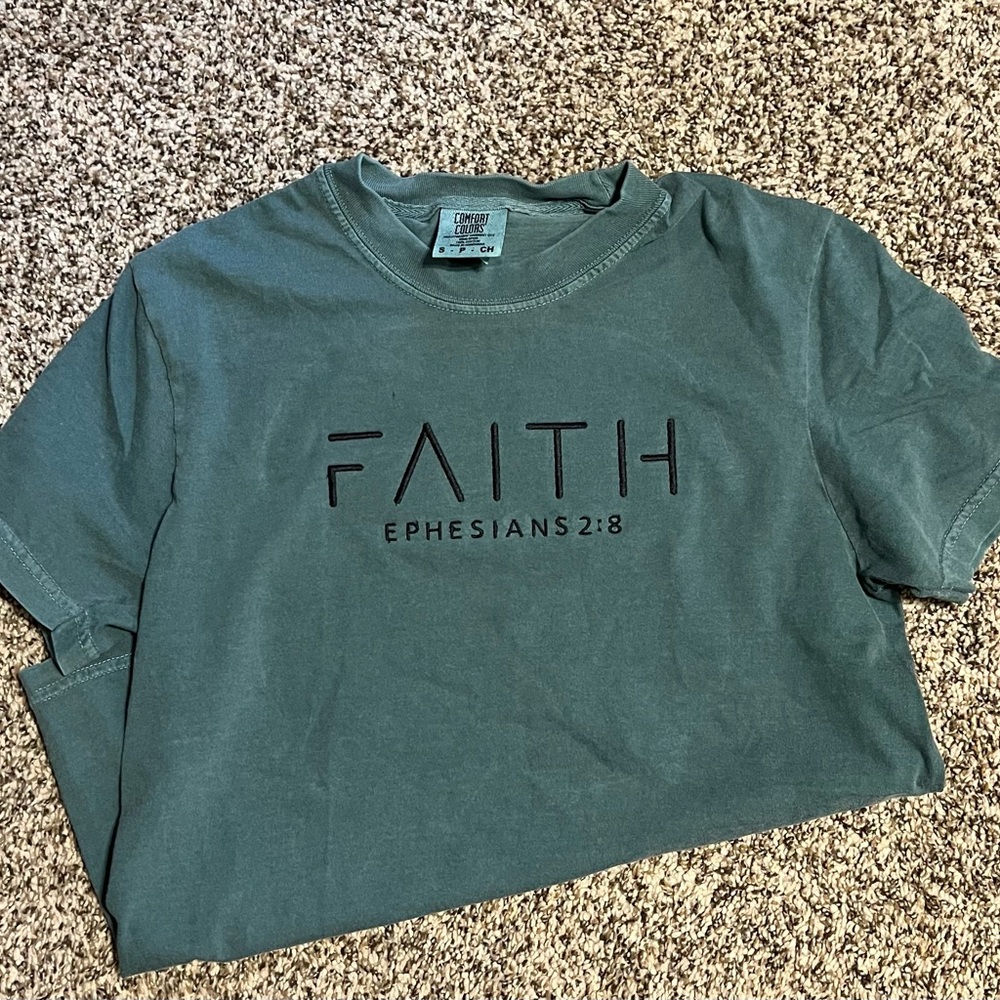 Embroidered Faith Tee